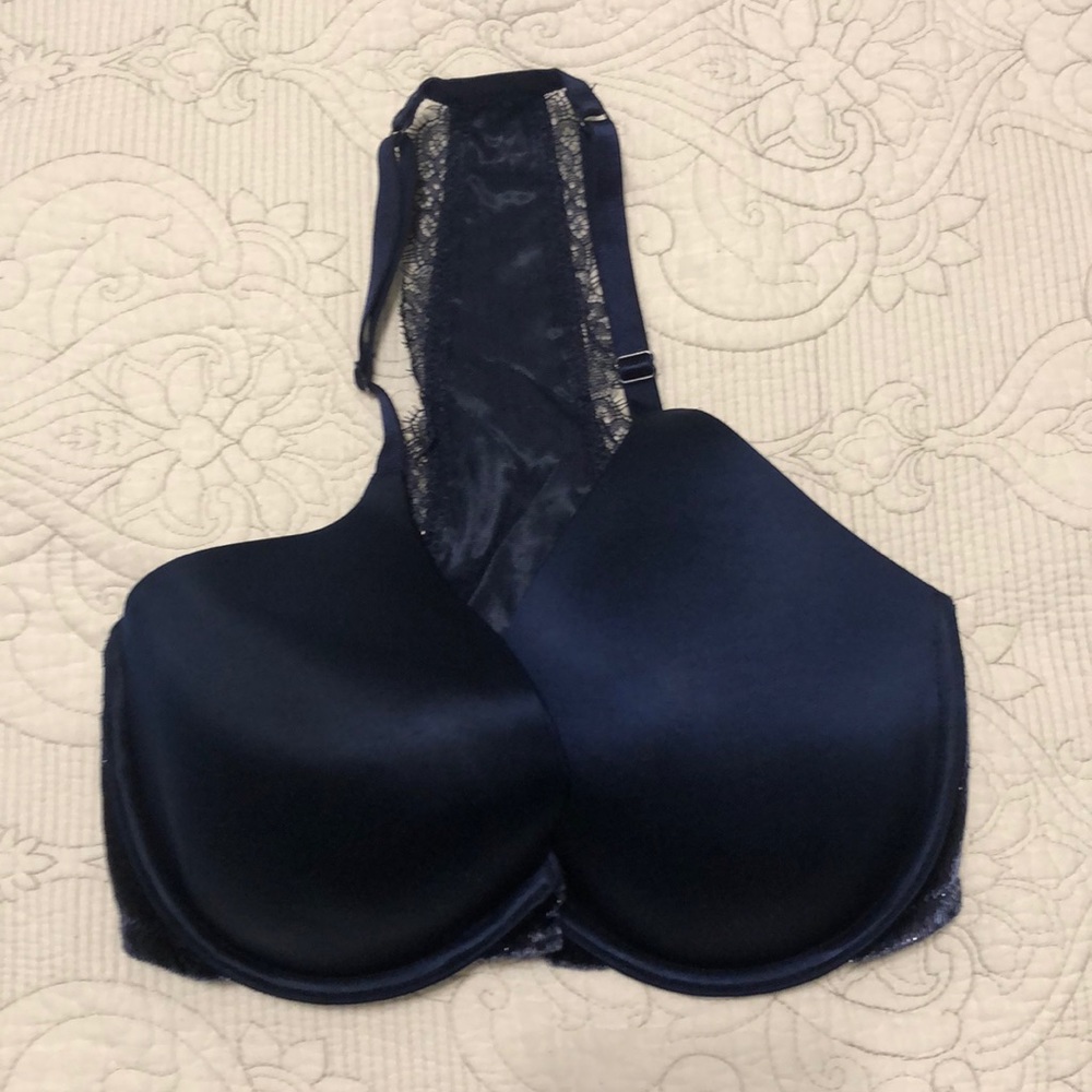 Victoria Secret Lightly Lined Plunge Racerback Bra